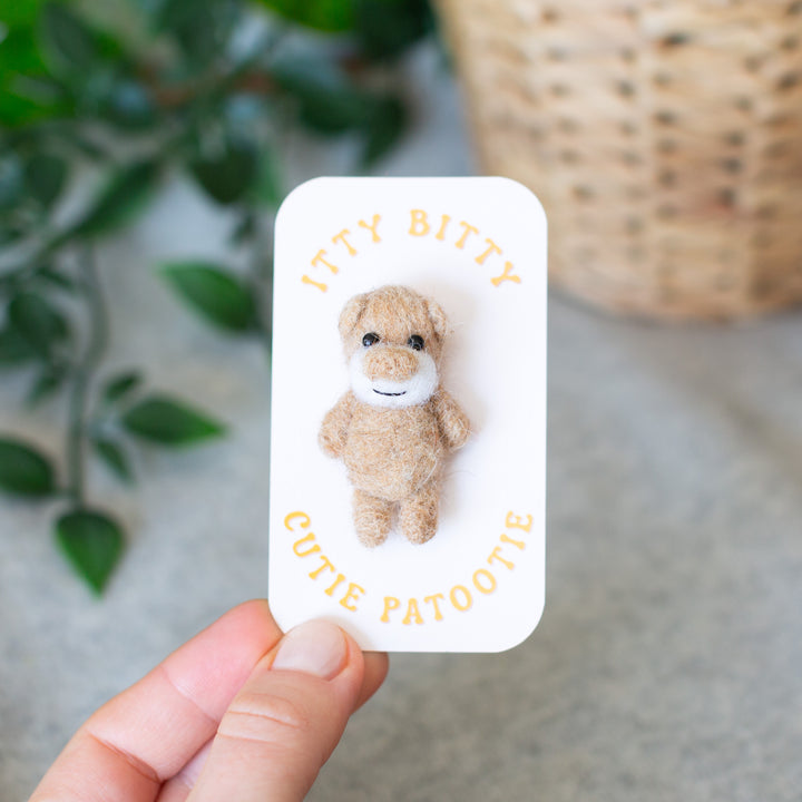 Wedding favor Bear Brooch - Felted light brown Teddy Bear Pin - His and hers babyshower