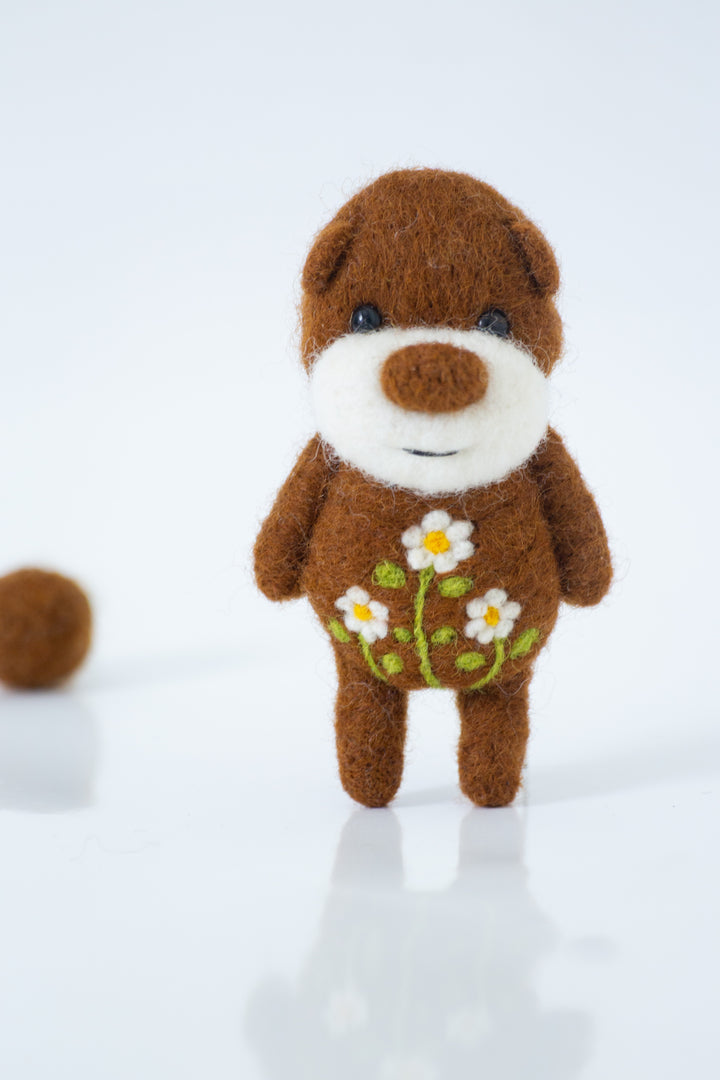 Needle Felted Brown Bear