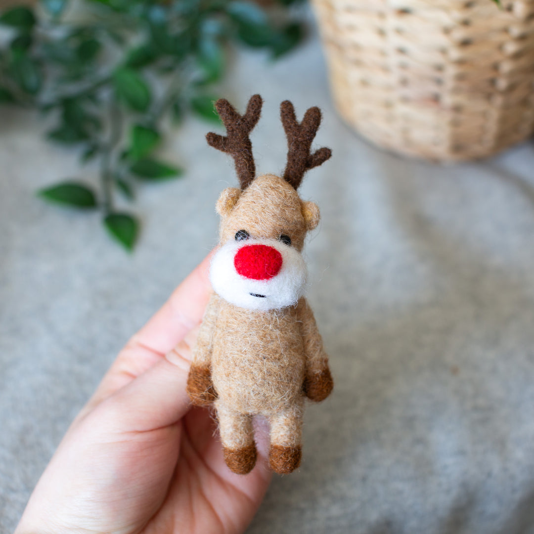 Felted Rudolph Reindeer Brooch - Needlefelted Christmas Reindeer Pin