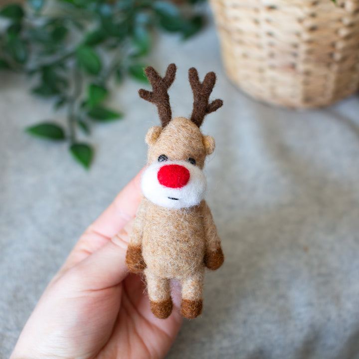 Felted Rudolph Reindeer Brooch - Needlefelted Christmas Reindeer Pin