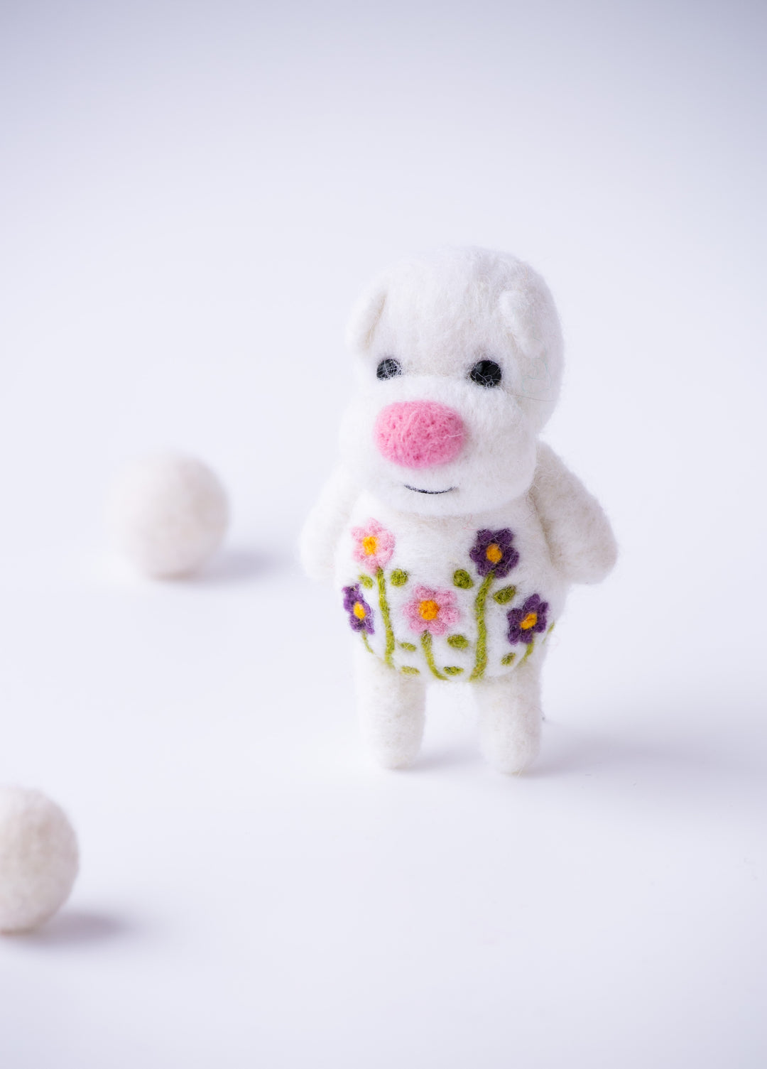 Needle Felted Daisy Bear