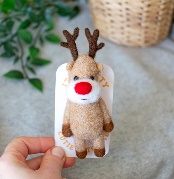 Felted Rudolph Reindeer Brooch - Needlefelted Christmas Reindeer Pin