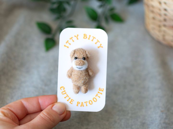 Wedding favor Bear Brooch - Felted light brown Teddy Bear Pin - His and hers babyshower