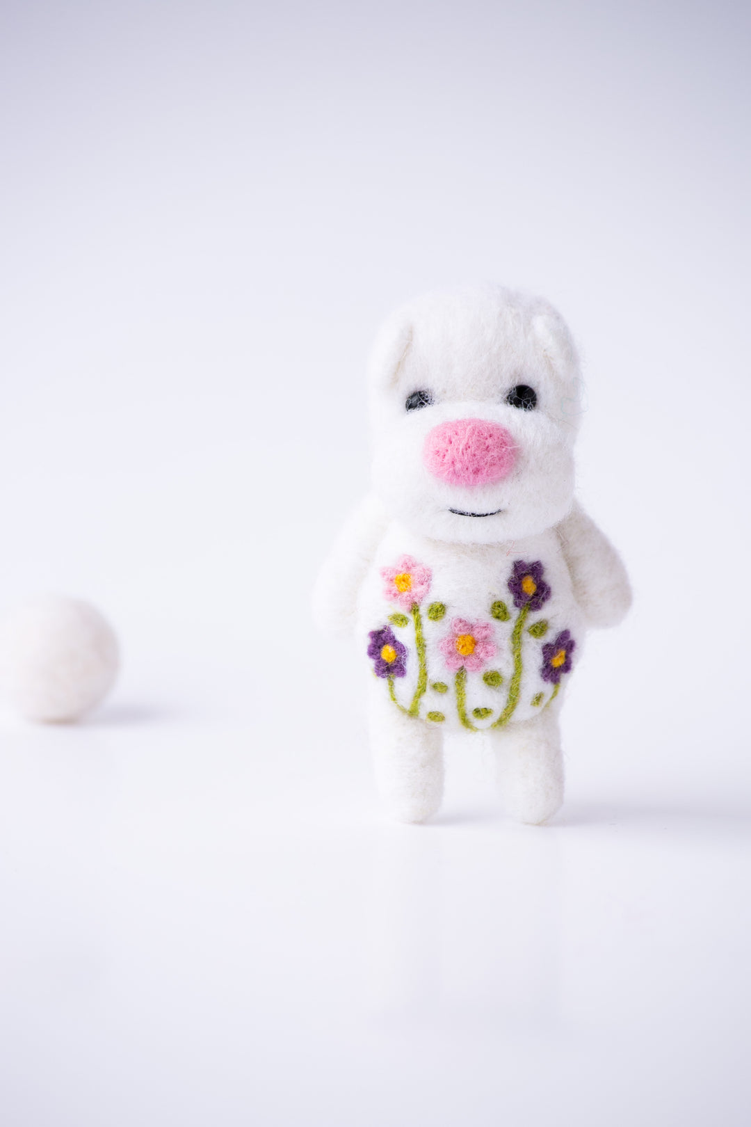 Needle Felted Daisy Bear