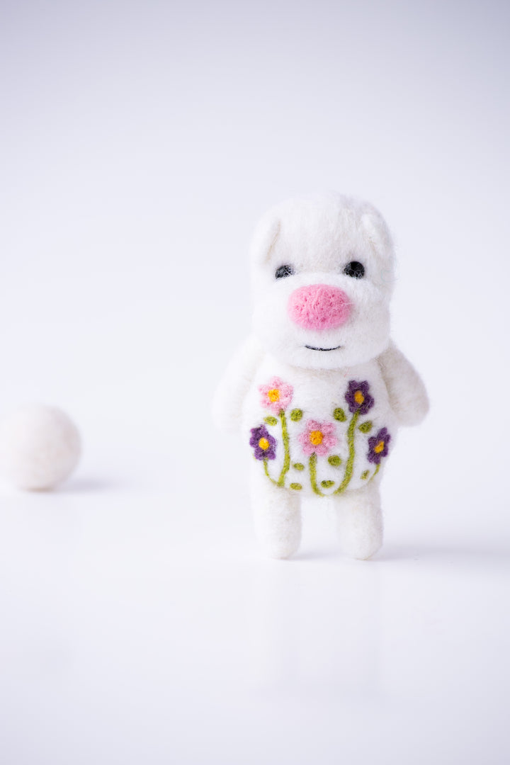 Needle Felted Daisy Bear