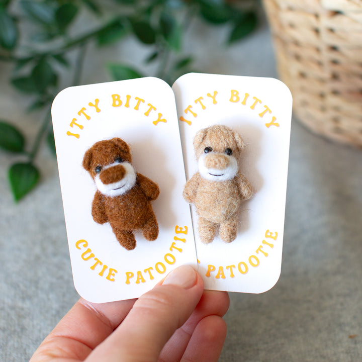 Wedding favor Bear Brooch - Felted light brown Teddy Bear Pin - His and hers babyshower