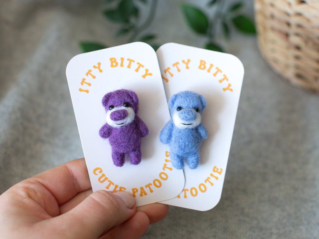 Miniature Bear Brooch – Needle Felted Teddy Lapel Pin - Felt animal pin