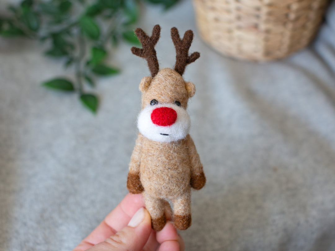 Felted Rudolph Reindeer Brooch - Needlefelted Christmas Reindeer Pin